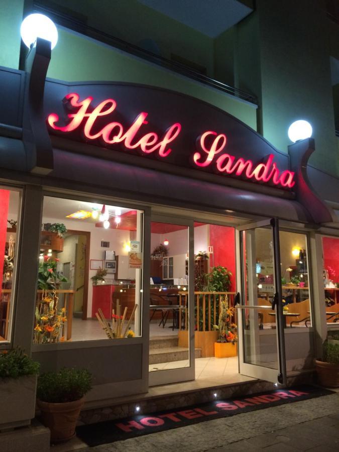Hotel Sandra Gatteo a Mare Esterno foto