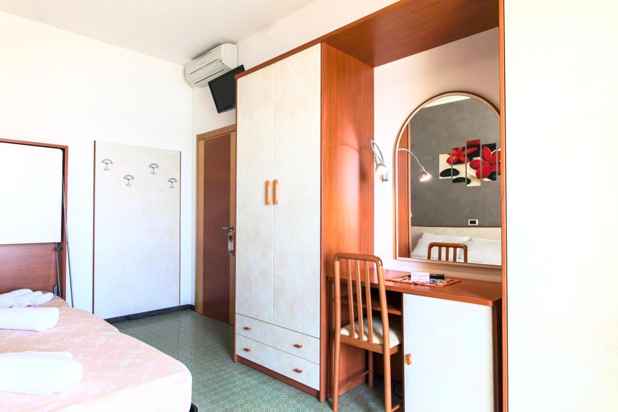 Hotel Sandra Gatteo a Mare Esterno foto