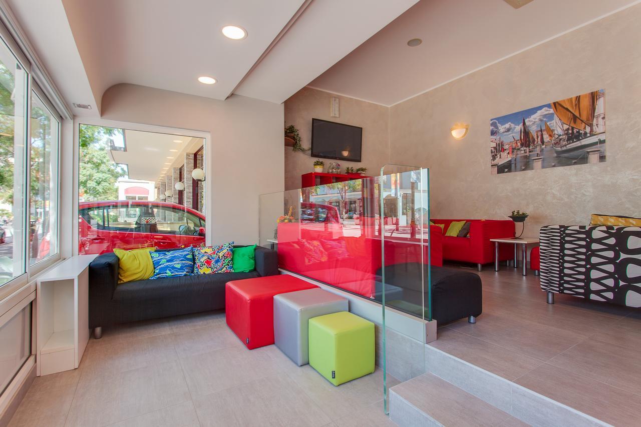 Hotel Sandra Gatteo a Mare Esterno foto