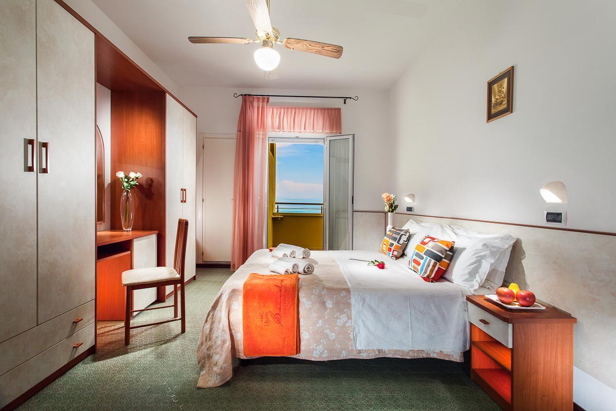 Hotel Sandra Gatteo a Mare Esterno foto