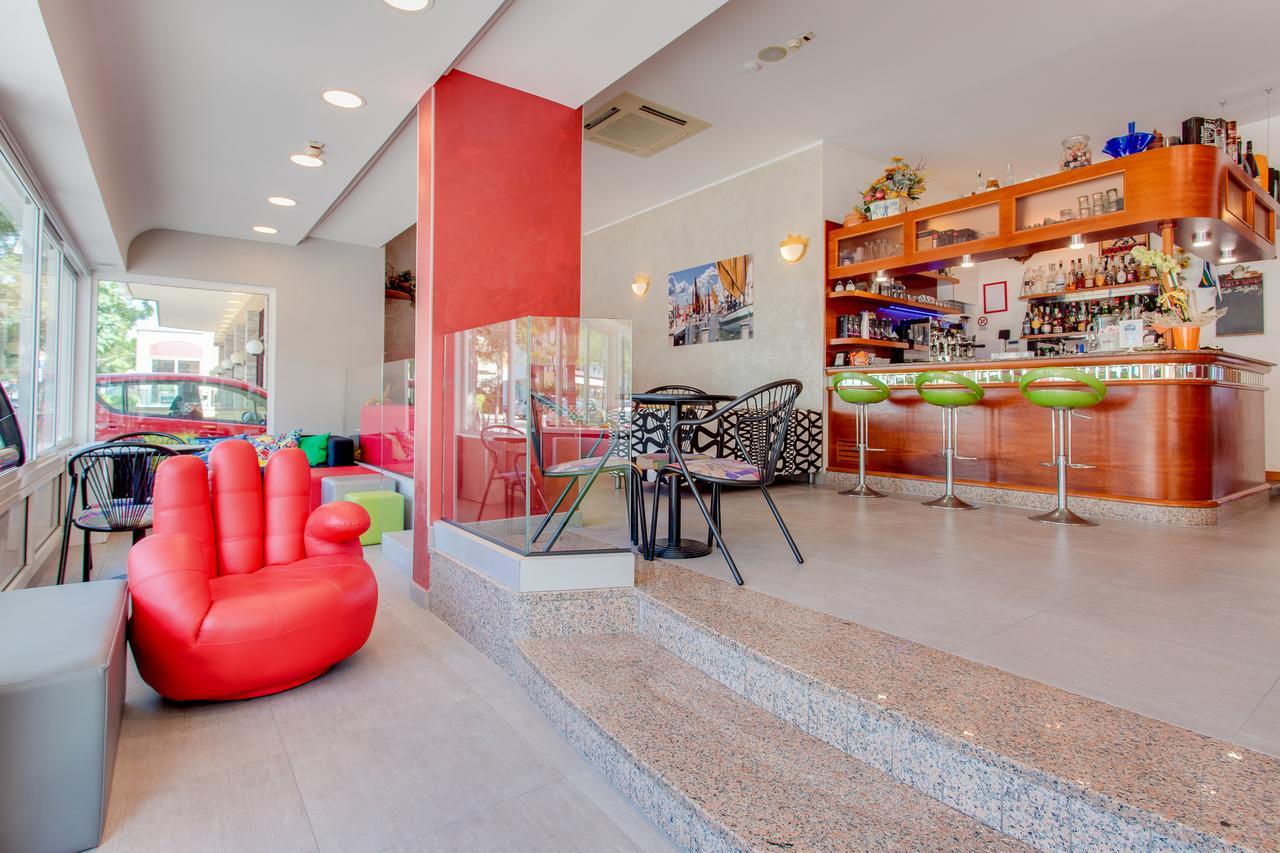 Hotel Sandra Gatteo a Mare Esterno foto
