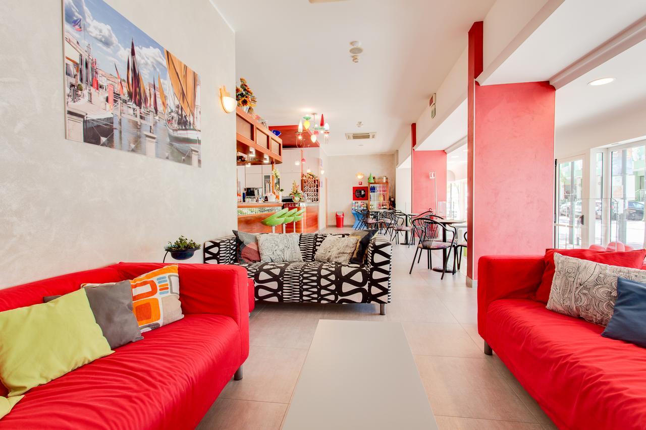 Hotel Sandra Gatteo a Mare Esterno foto
